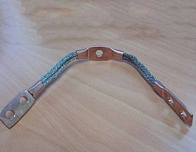 Electrical contact braid 14