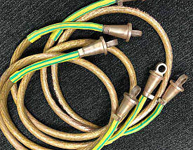 Electrical contact braid 22